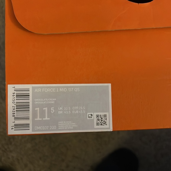 Air Force One Mid 07 QS - Picture 6 of 6